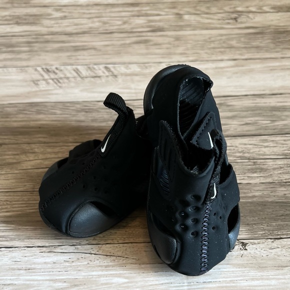 SOLD Boys Nike Sunray Protect 2 Sandals | Infant/Toddler shoes | Size 4C - Picture 8 of 15